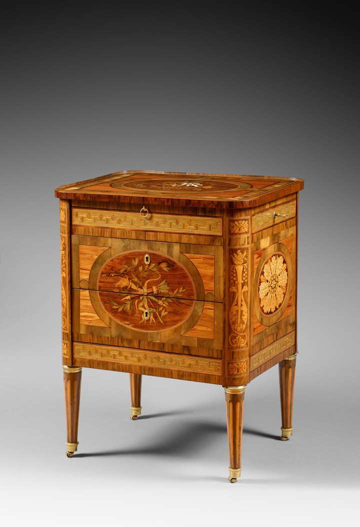 An Important Royal Piedmontese Centre-Table en Commode 